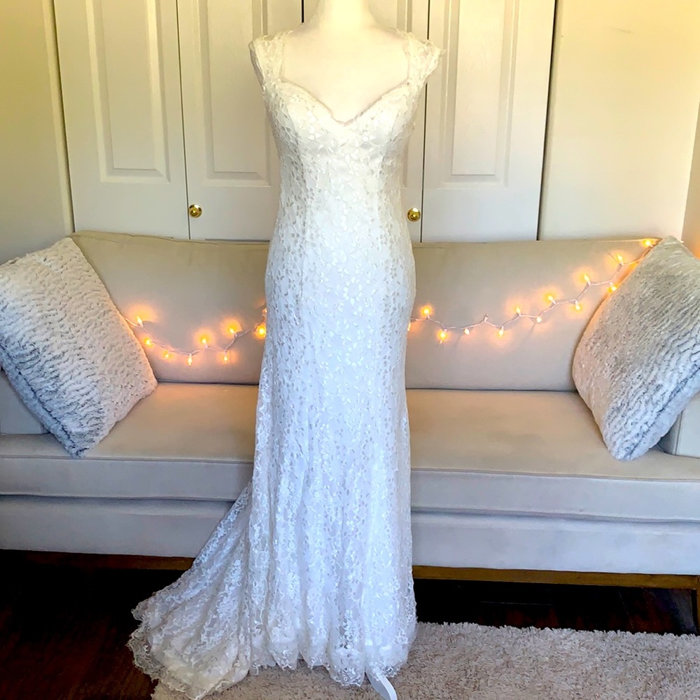 Eureka wedding Dress M